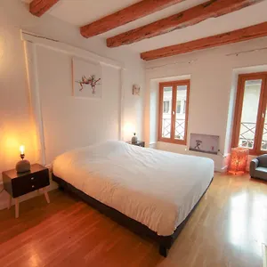  Appartement L'atypique : Triplex 8 Couchages En Vieille Ville